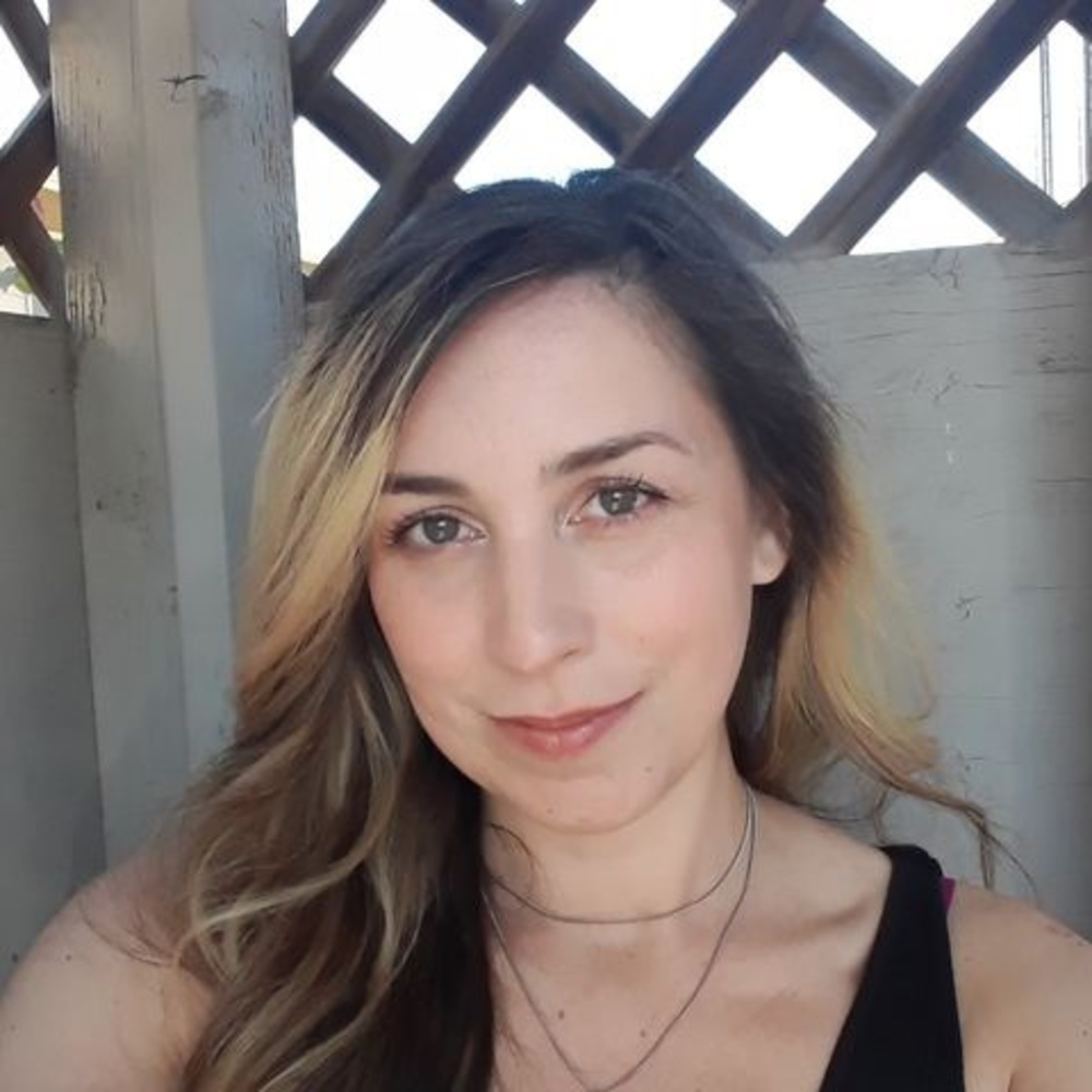 Meet your Posher, Danielle